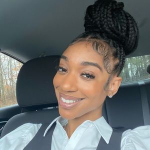 Meet your Posher, Jada